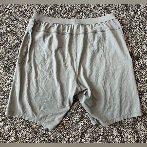 Lululemon Lab Nulu Relaxed-Fit Yoga 9” Shorts - Picture 5 of 8